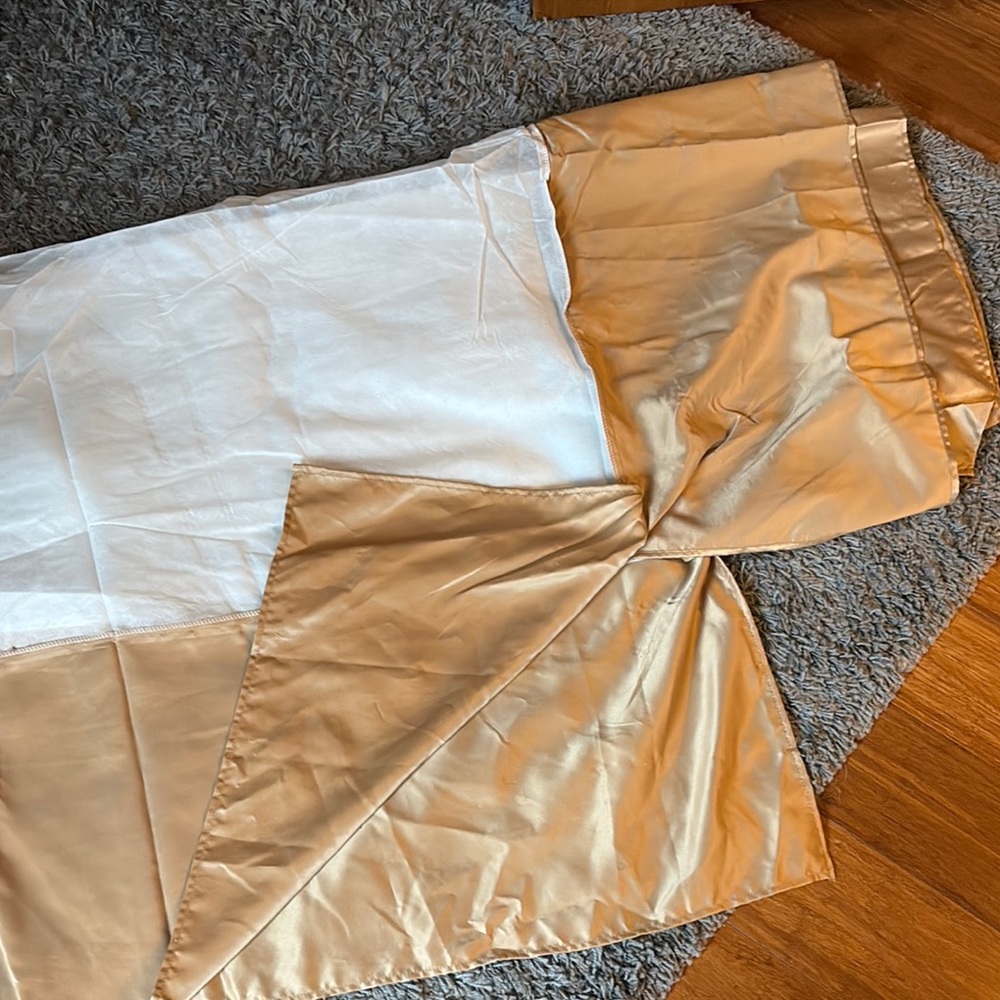 Elegant Gold Queen Size Bed Skirt